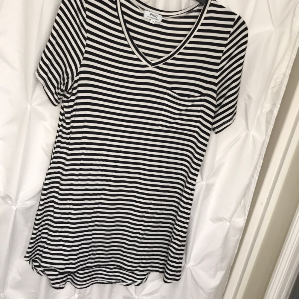 Piko black white stripe